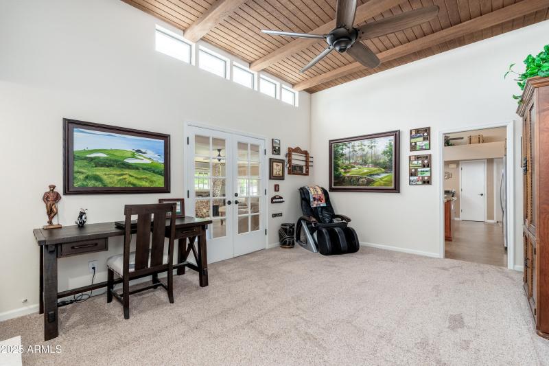 Den/office 13' L x 18' W