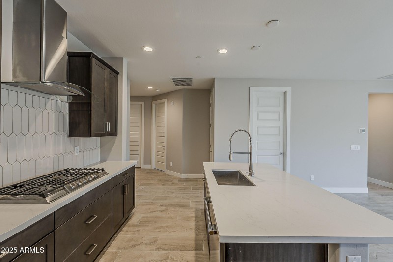 11-web-or-mls-117th Ave-11