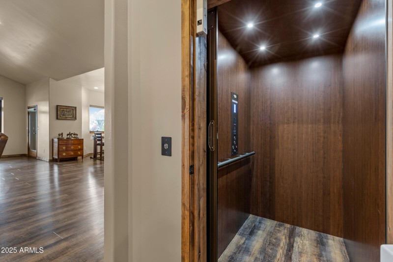 Elevator