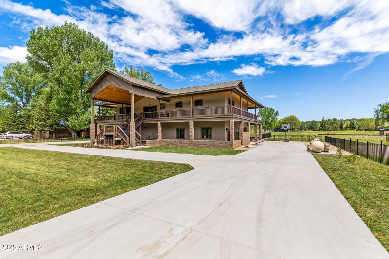 Driveway - Right Side
