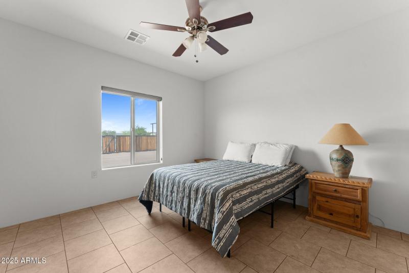 21-web-or-mls-DSC04656