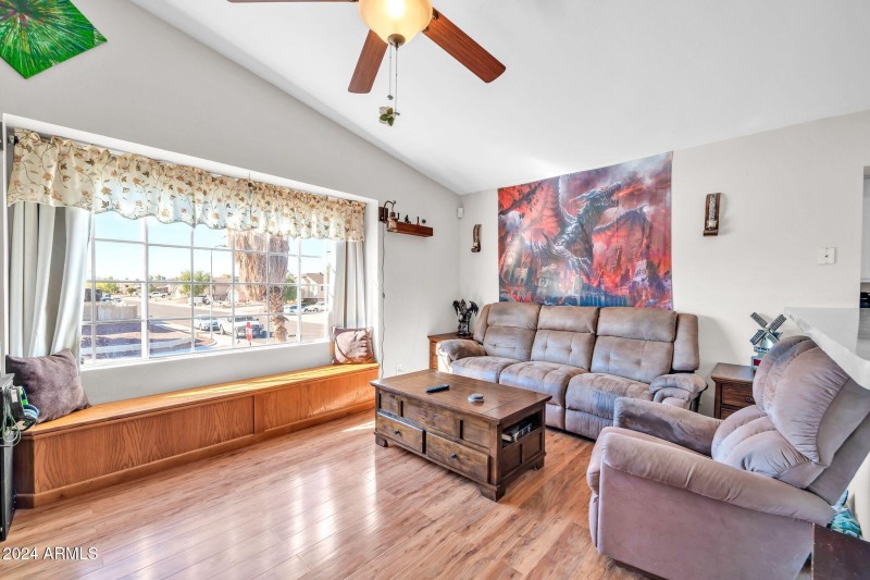 6 Family Room 1