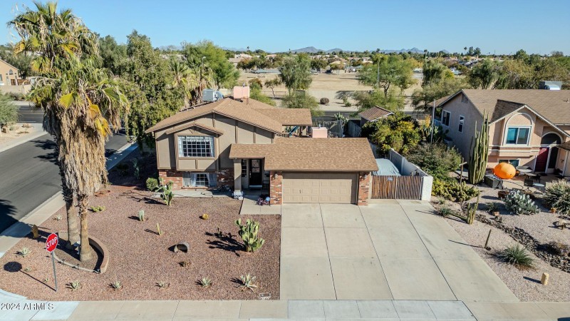 39 13051 N 75th Dr