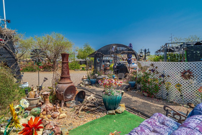 22780 W Sunrise Rd 00015