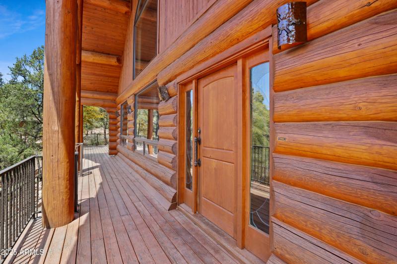 Front Covered Deck & Entry