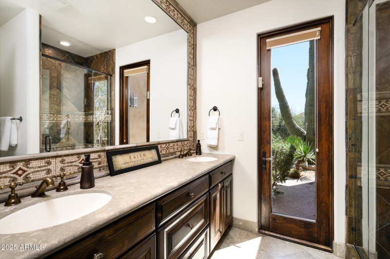 Guest bath 1