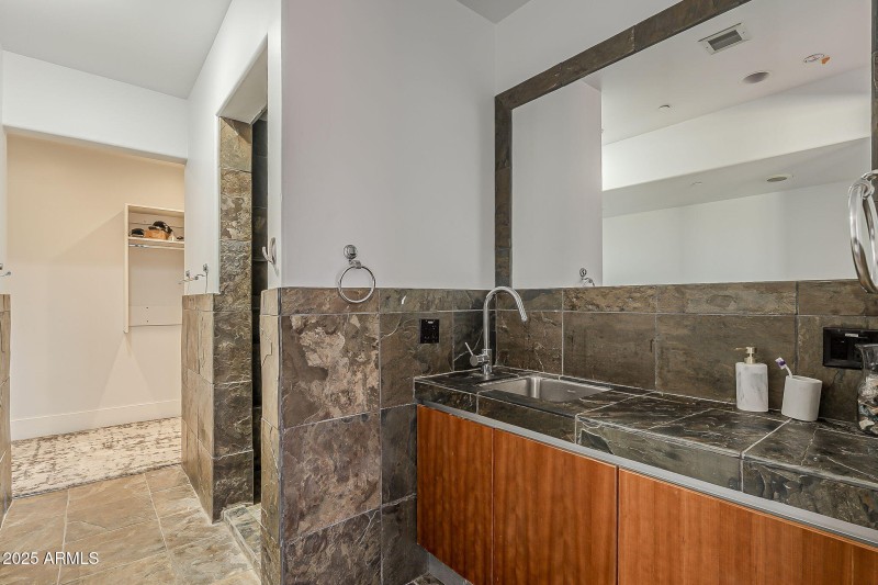 82-web-or-mls-15th-82
