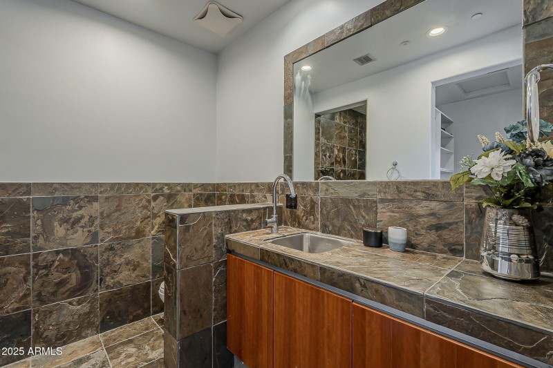 85-web-or-mls-15th-85