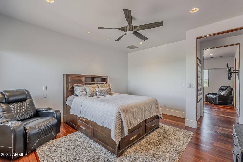 92-web-or-mls-15th-92