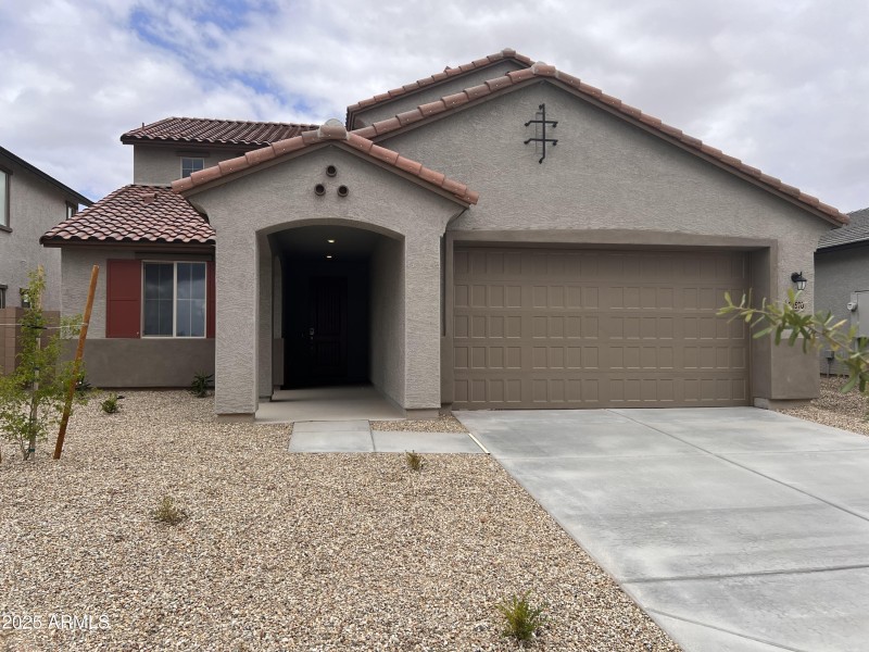 Lot 4 Front yard