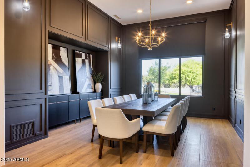 Formal Dining