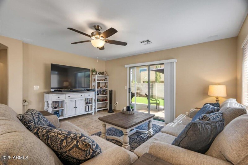 04-Living Room