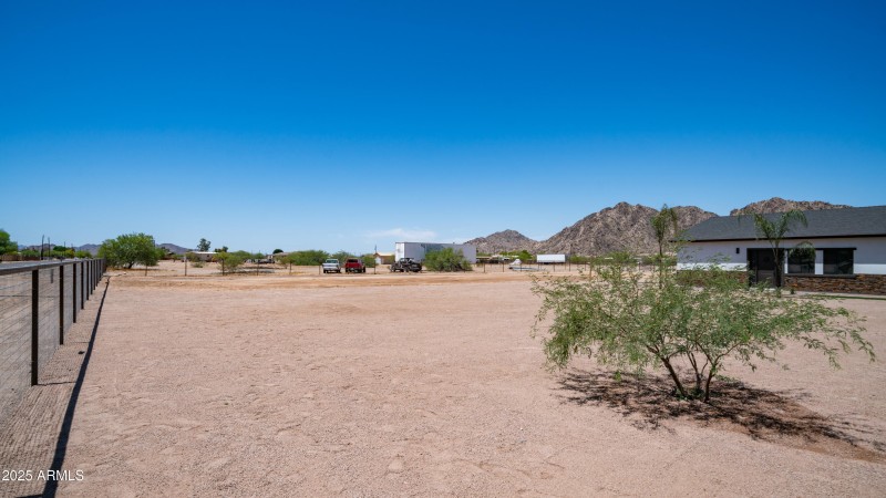 10910 N Thunderbird Rd-2 (1)