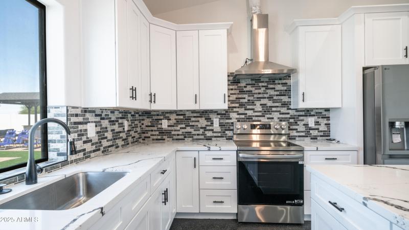 10910 N Thunderbird Rd-32