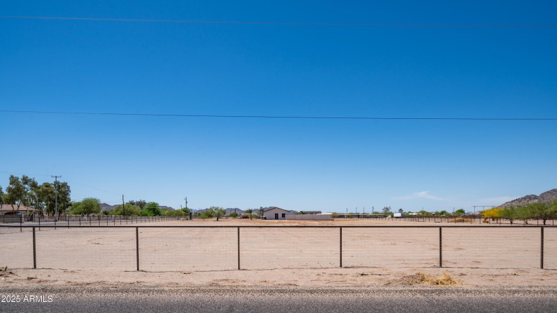 10910 N Thunderbird Rd-46