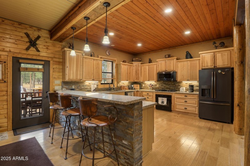 Breakfast bar