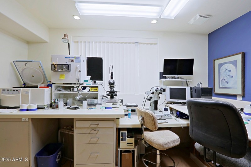 Barn Medical Lab 1