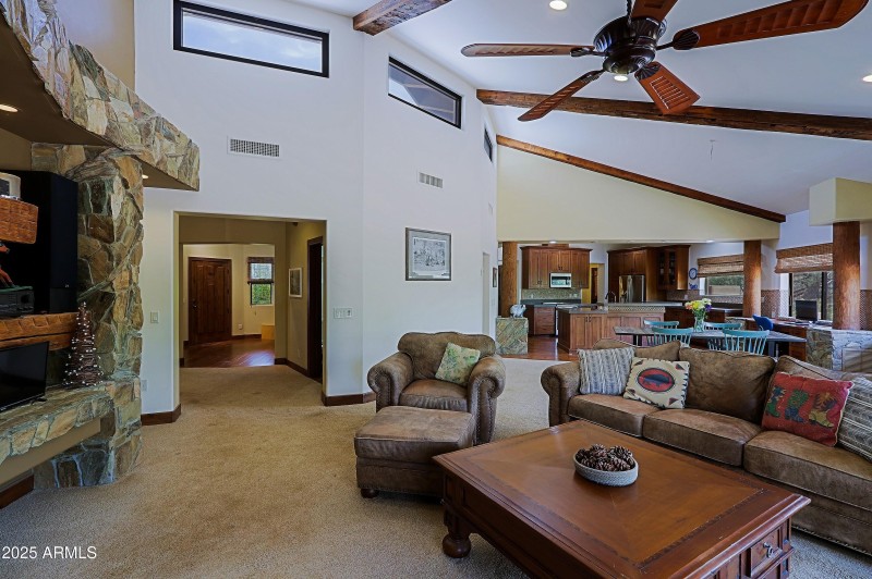 House - Greatroom 4