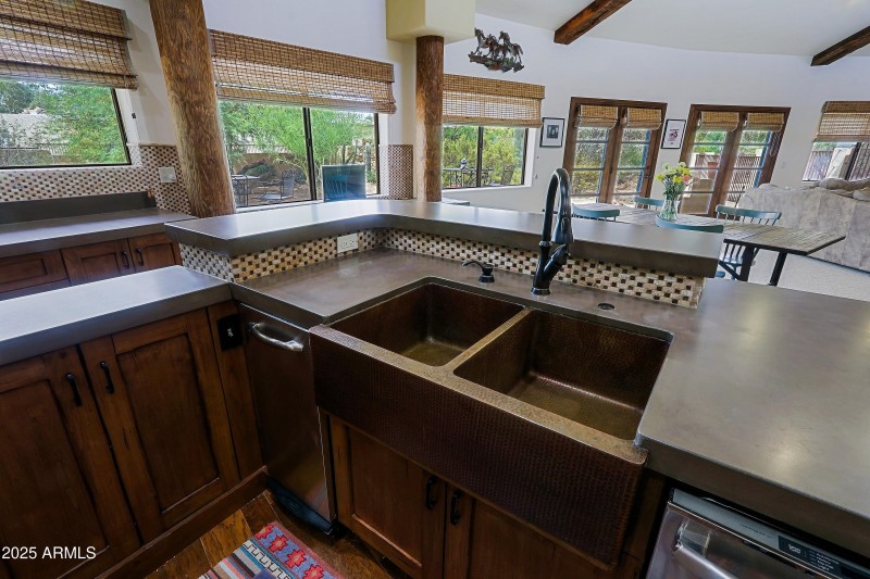 House - Kitchen 6