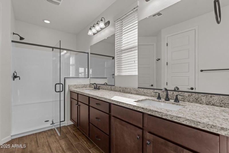 3266 Sparrows Creek