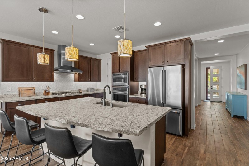 3266 Sparrows Creek