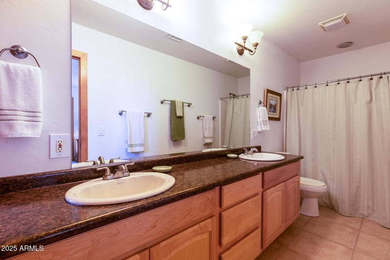 Guest Dual Vanity