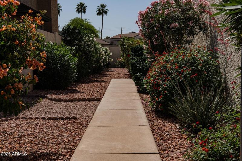 walkway at alexander listing