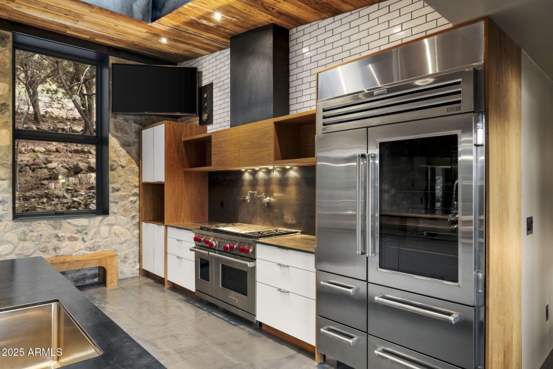 25-Kitchen 7