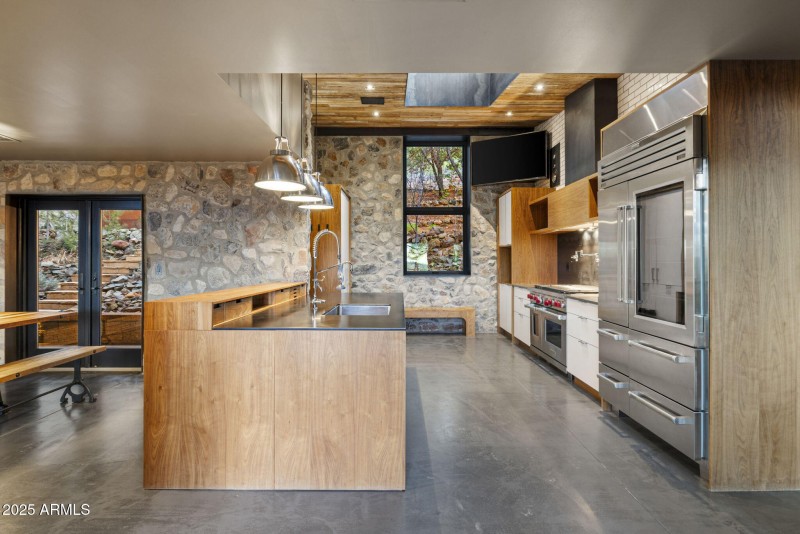 27-Kitchen 9