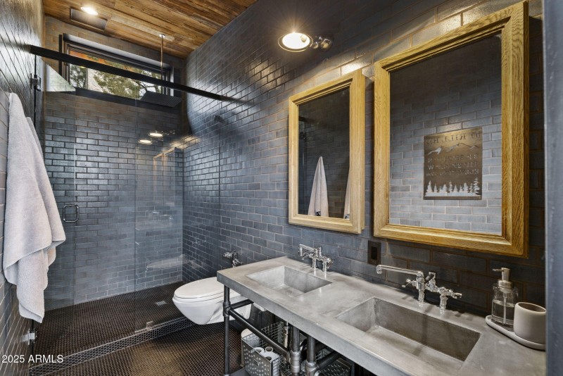 58-Bathroom 2