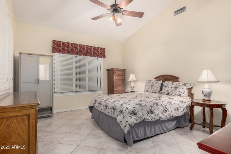 28 Greenview