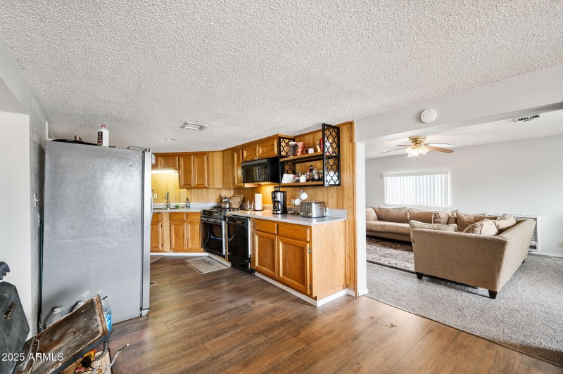 4-Kitchen