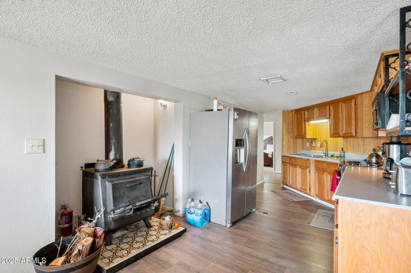 5-Kitchen_2