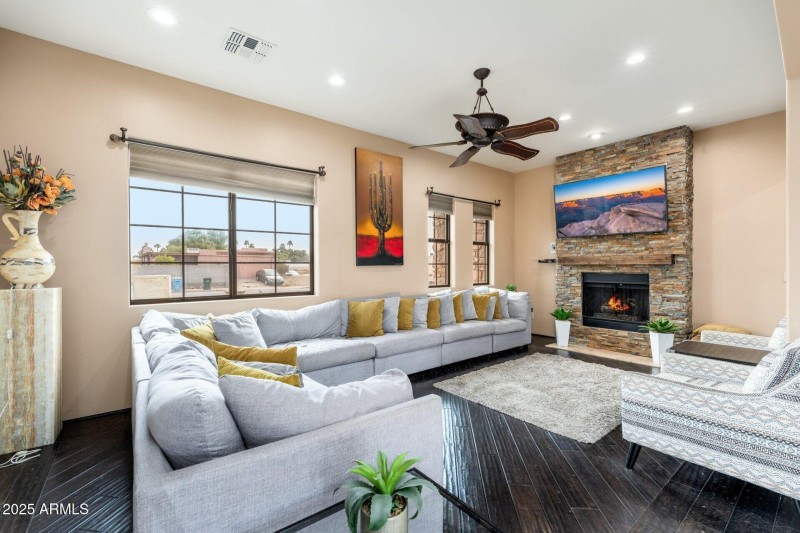 13206 N 64th St - 09
