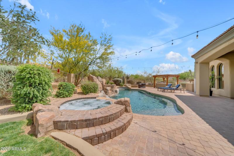 Pool/Hot Tub
