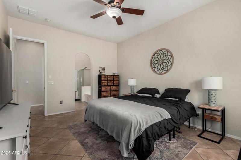 Large primary bedroom