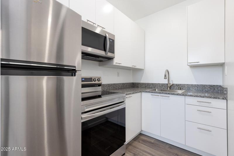 2943 E Lookout Ln (40)