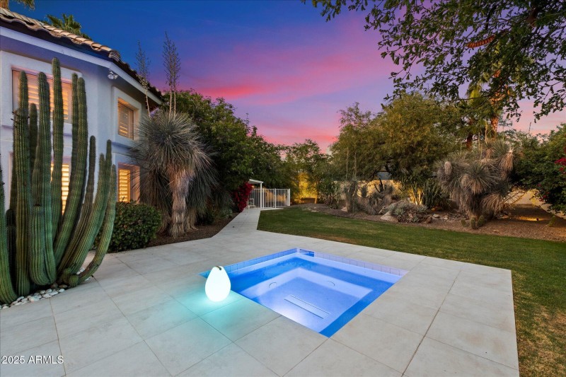 Twilight hot tub