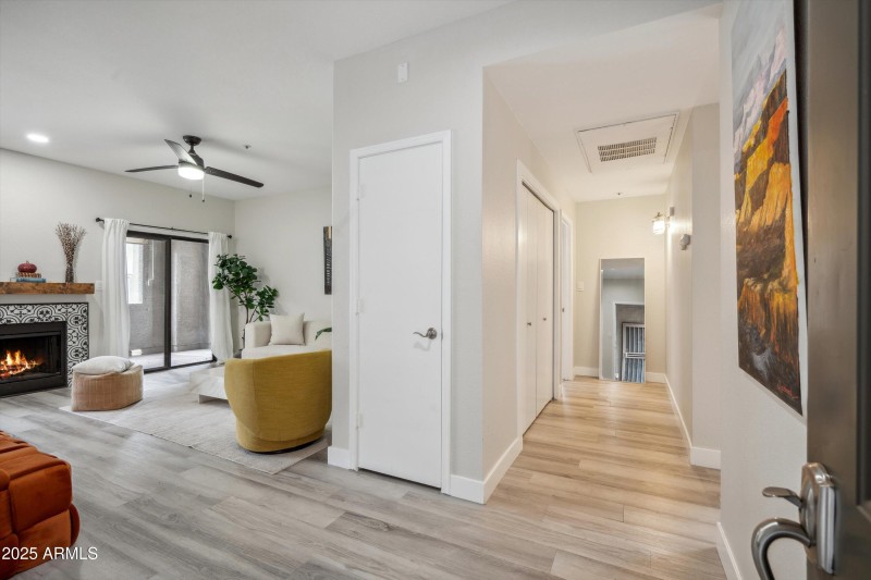 03-Foyer
