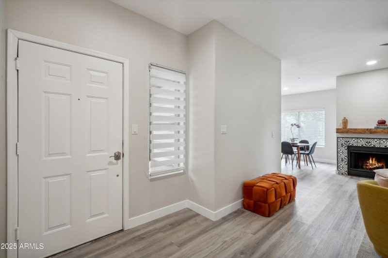 04-Foyer