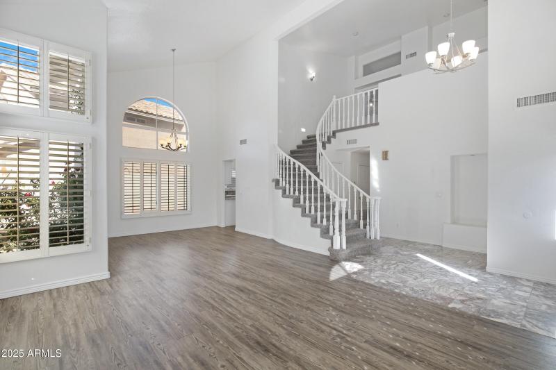 1248 E Briarwood Terrace-9