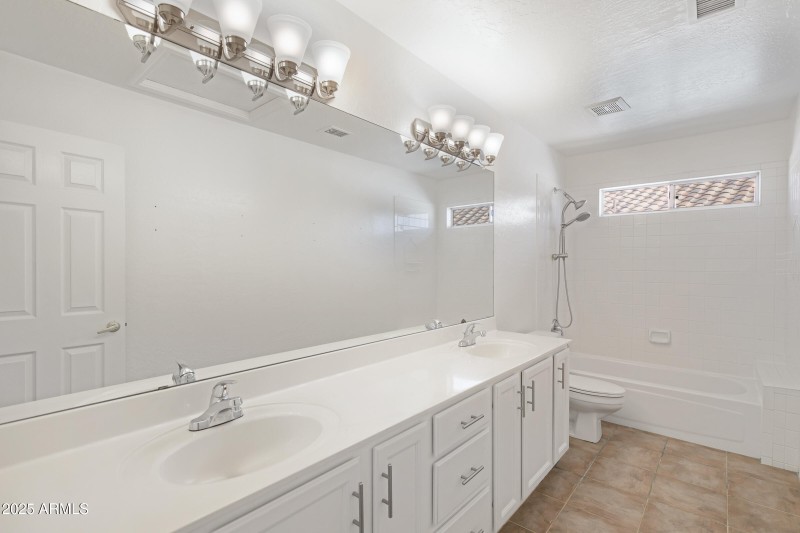 1248 E Briarwood Terrace-27