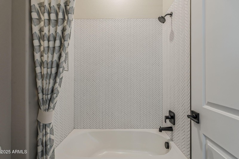 Walkthrough Shower