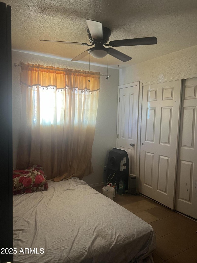 2910 Bed1