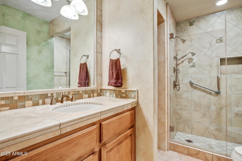 015_Bathroom 2