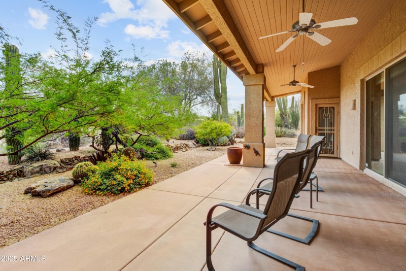 019_Covered Patio