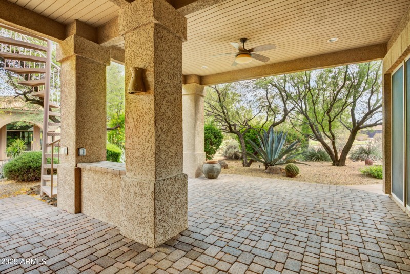 022_Covered Side Patio