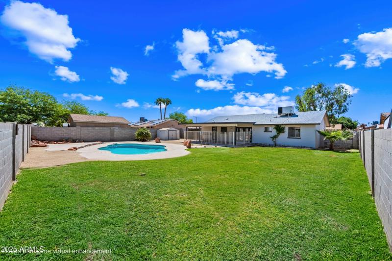 Cool Grass Lawn & Play Area