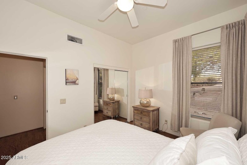 2nd Bedroom2