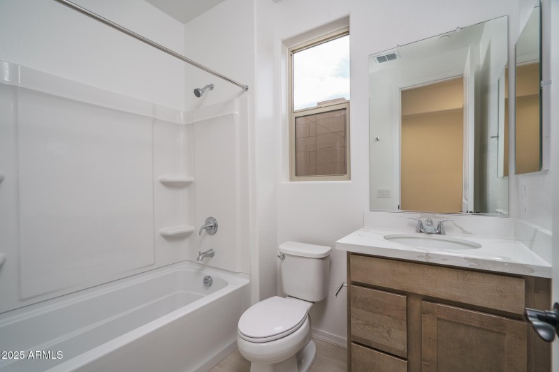 23) BATH 3 DOWN